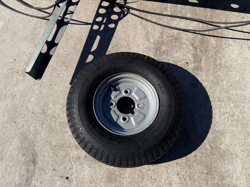 Used MOTOLUG SE COLLAPSIBLE SINGLE-BIKE TRAILER for sale - 78637399: Photo 9