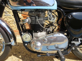 Used BSA A10 ROCKET GOLD STAR REPLICA undefined for sale - bike-78385142: Photo