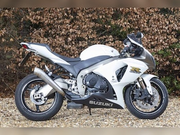 Used Suzuki GSX-R 2010 for sale - bike-77883700: Photo