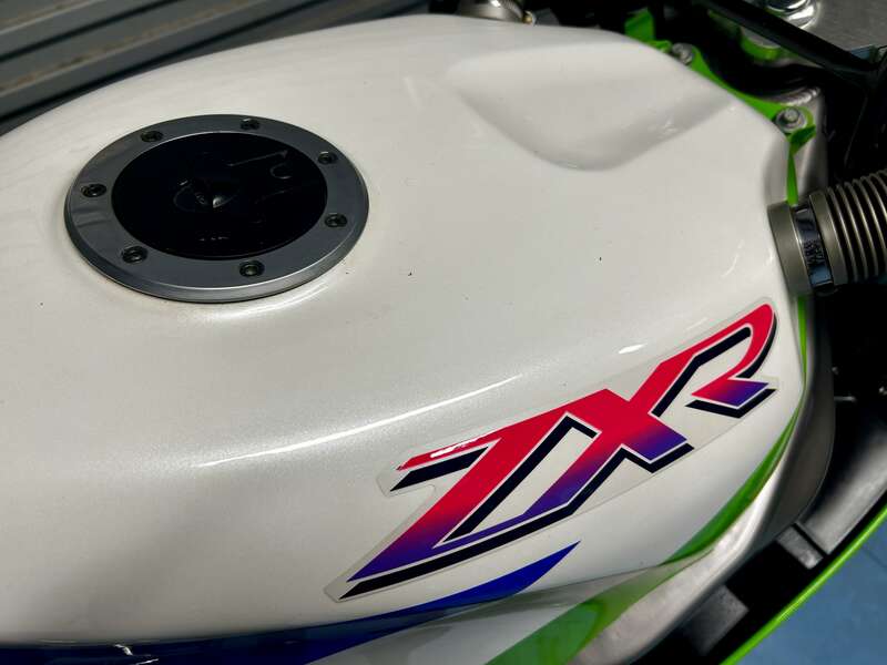 Kawasaki ZXR