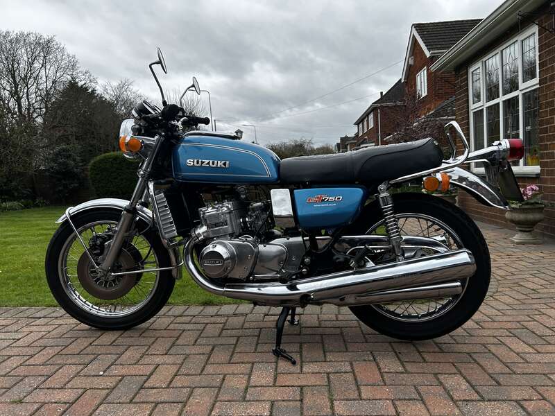 Suzuki GT750A