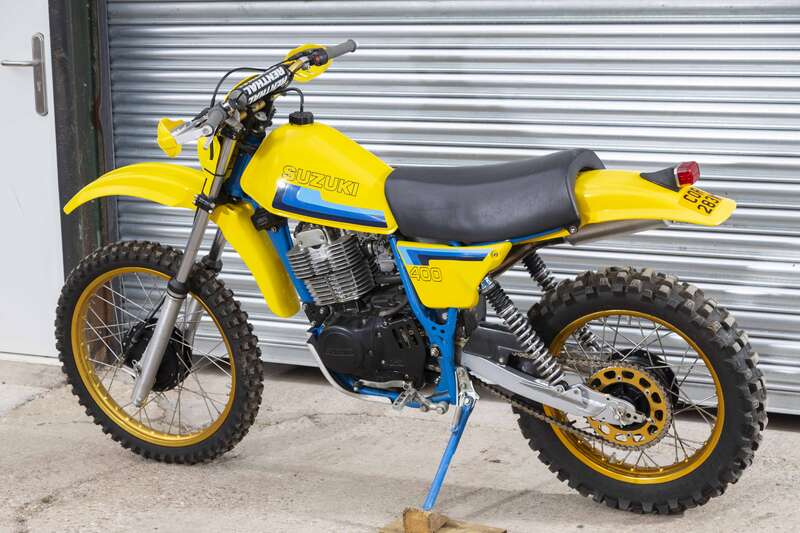 Suzuki DR400