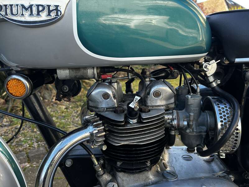 Triumph T100R DAYTONA