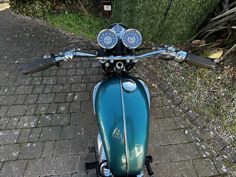 Triumph T100R DAYTONA