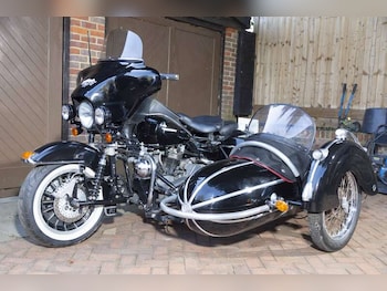 Used Harley-Davidson FLHT ELECTRA GLIDE 1984 for sale - bike-77994462: Photo