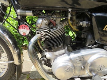 Used Norton 850 COMMANDO 1966 for sale - bike-78879705: Photo
