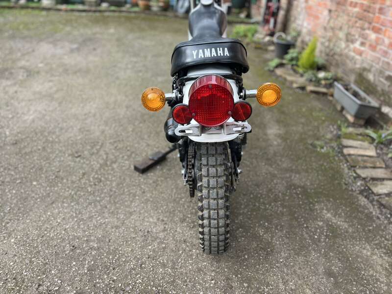 Yamaha DT400