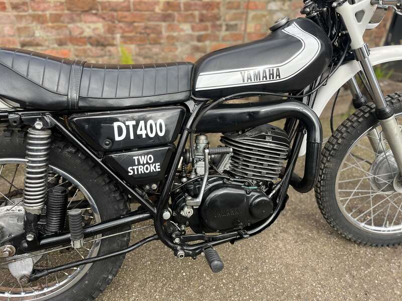 Yamaha DT400