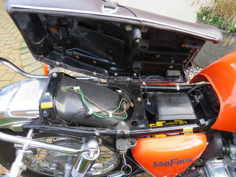 Honda CB550F SUPER SPORT