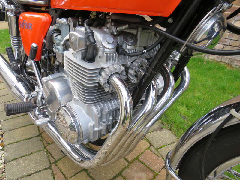 Honda CB550F SUPER SPORT