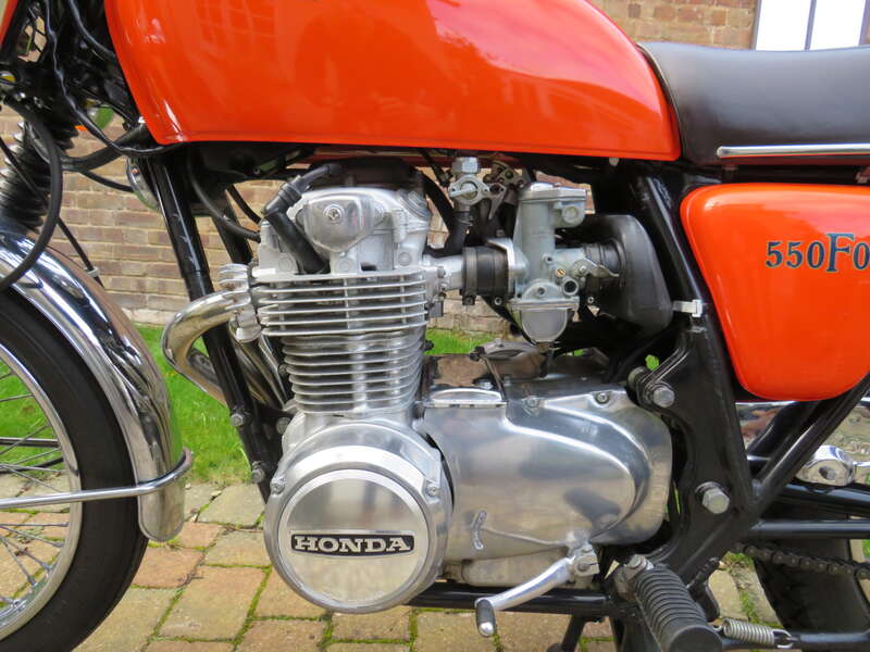 Honda CB550F SUPER SPORT