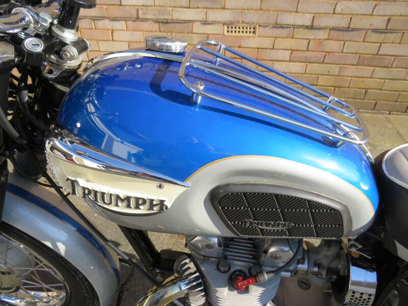Triumph T90 TIGER
