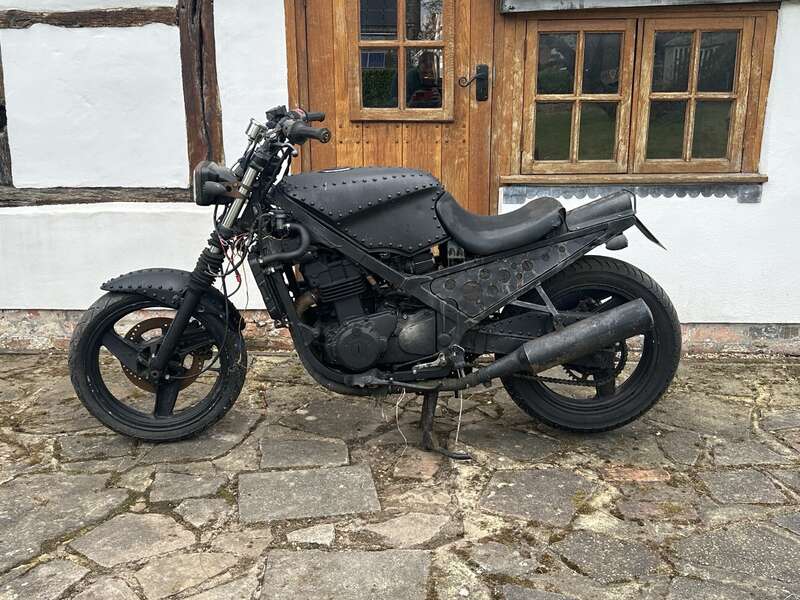 Kawasaki GPZ500S