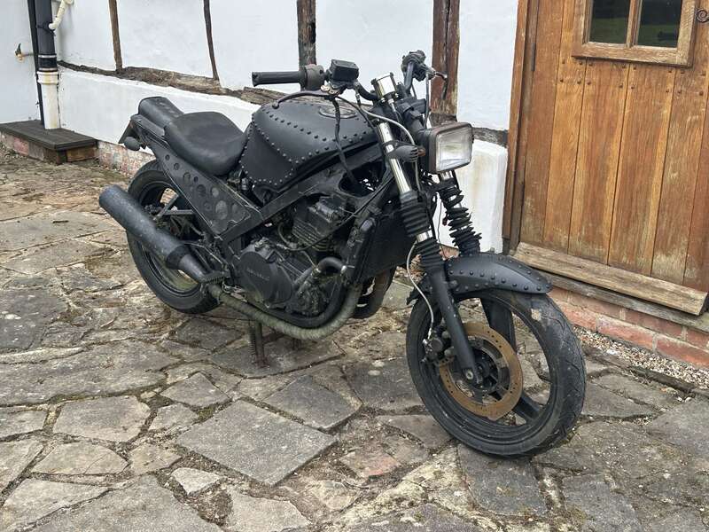 Kawasaki GPZ500S