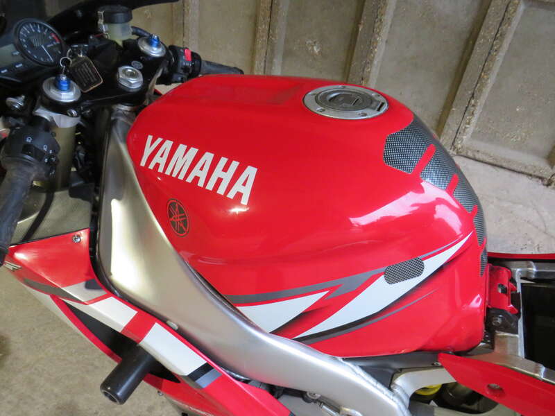 Yamaha R1