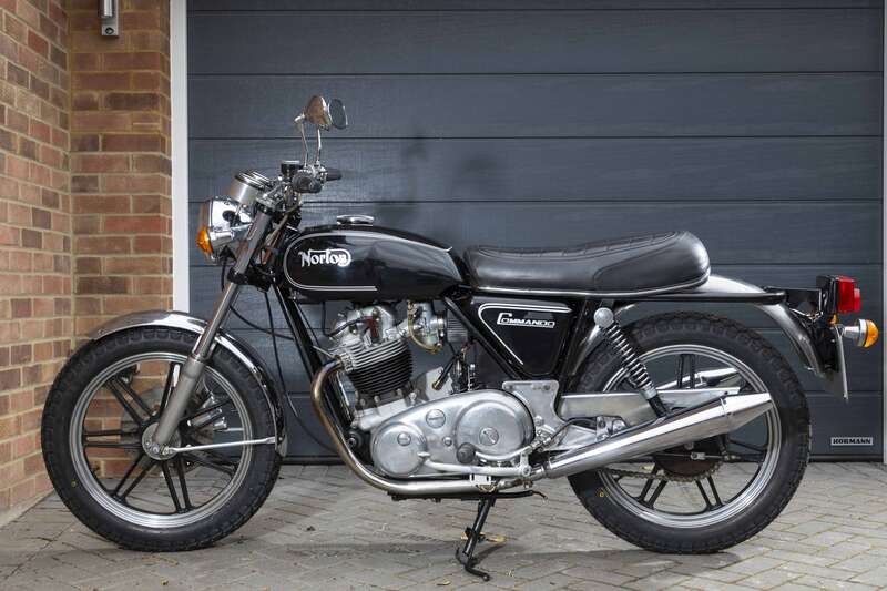 Used Norton Commando 1975 for sale - 78855787: Photo 2