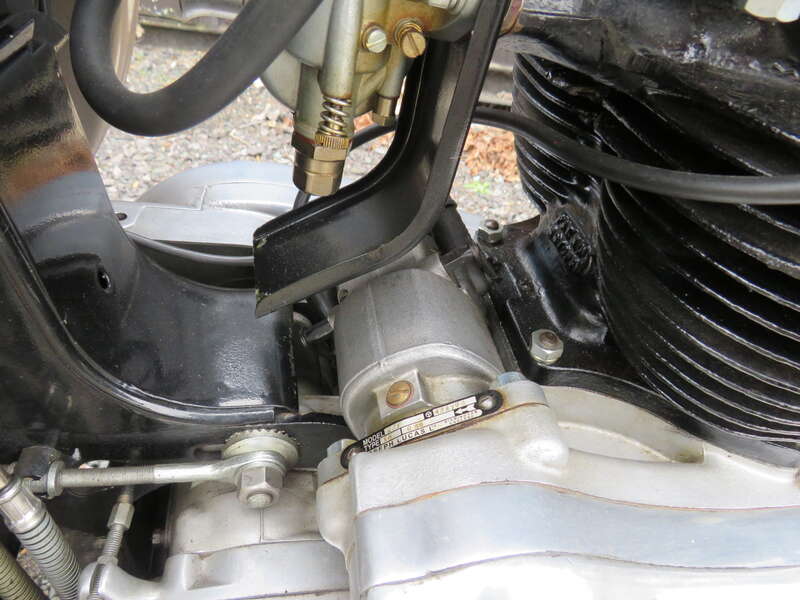 BSA A10 GOLDEN FLASH