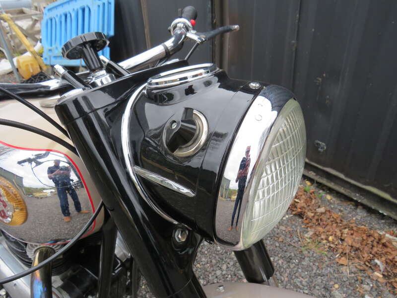 BSA A10 GOLDEN FLASH