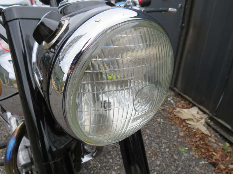 BSA A10 GOLDEN FLASH