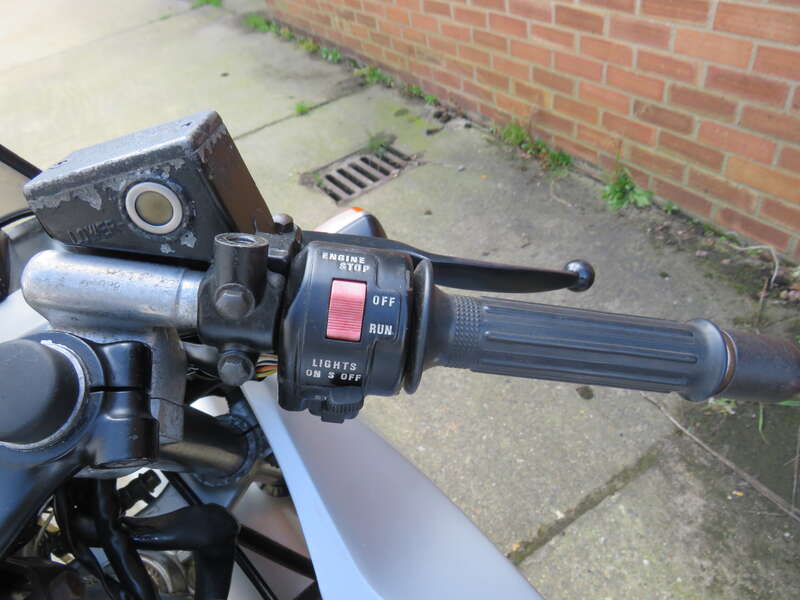 Suzuki GSX1100SZ KATANA