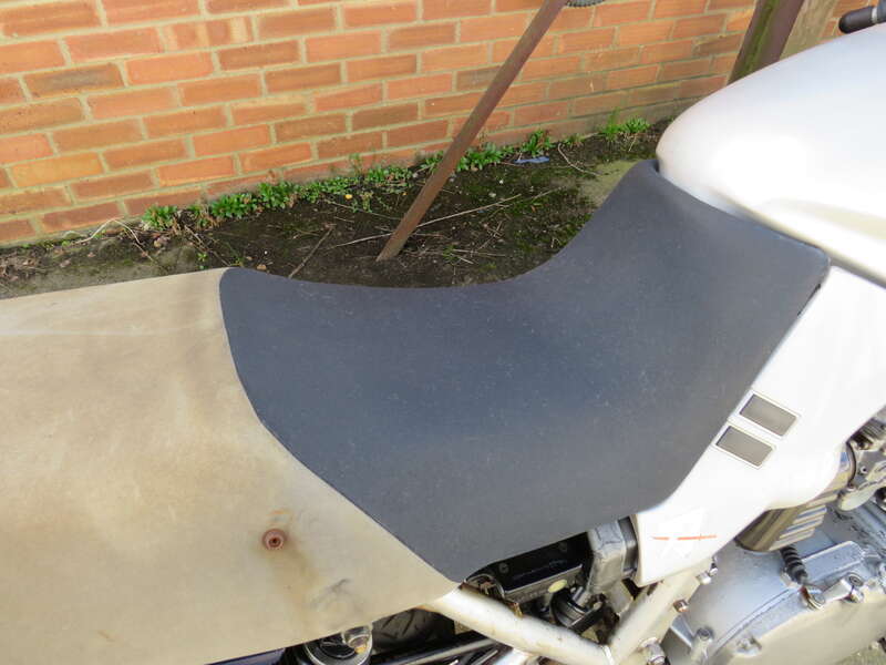 Suzuki GSX1100SZ KATANA