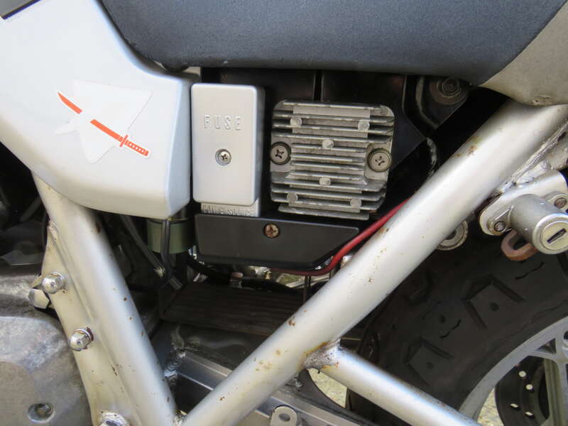 Suzuki GSX1100SZ KATANA