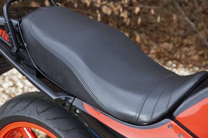 KAWASAKI ZX750E ZX750 E-1