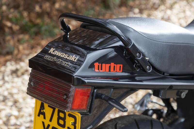 KAWASAKI ZX750E ZX750 E-1