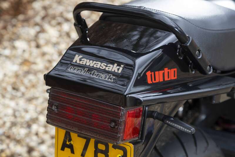 KAWASAKI ZX750E ZX750 E-1