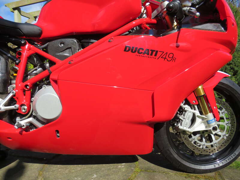 Ducati 749R
