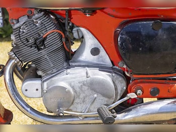 Used Honda C72E DREAM 2023 for sale - bike-79338352: Photo