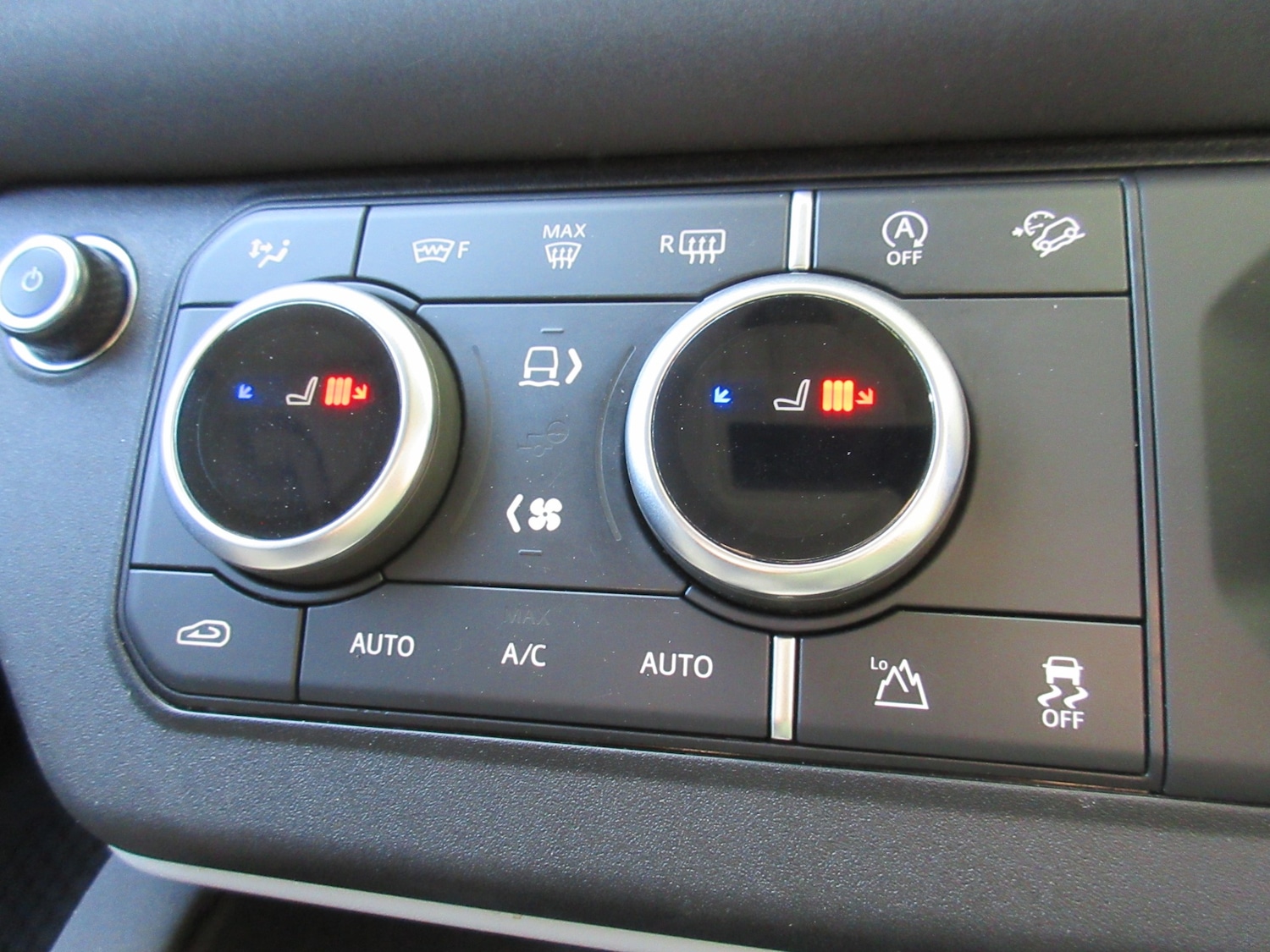 Used Land Rover Defender 2023 for sale - 78150031: Photo 15