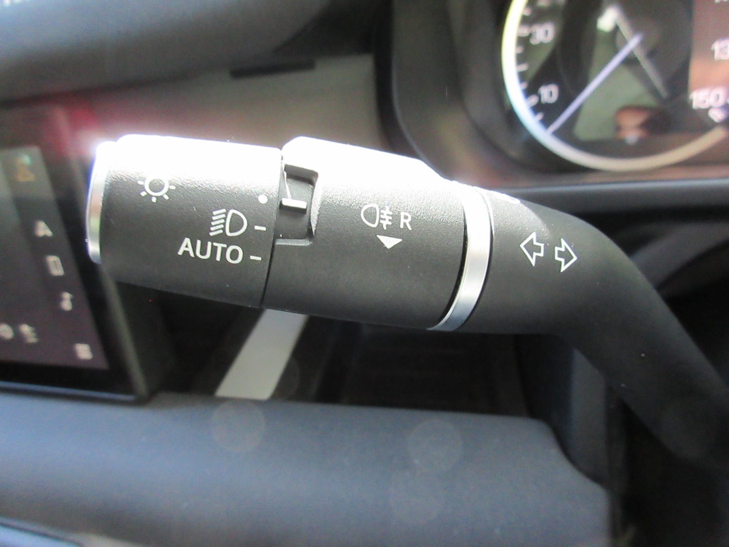 Used Land Rover Defender 2023 for sale - 78150031: Photo 26