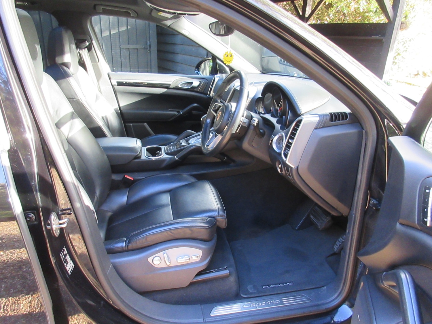 Used Porsche Cayenne 2014 for sale - 76437127: Photo 10