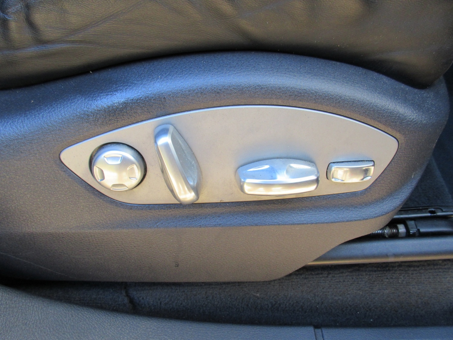 Used Porsche Cayenne 2014 for sale - 76437127: Photo 11