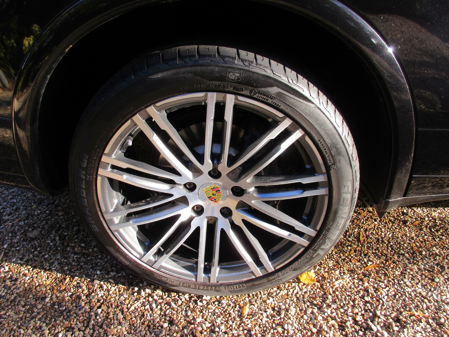 Used Porsche Cayenne 2014 for sale - 76437127: Photo 42