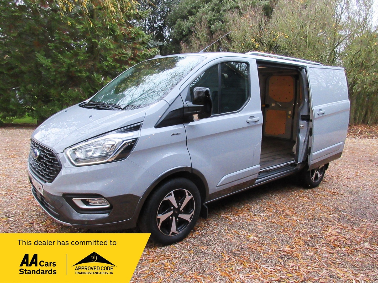 Used Ford Transit Custom 2023 for sale - 76969235: Photo 1