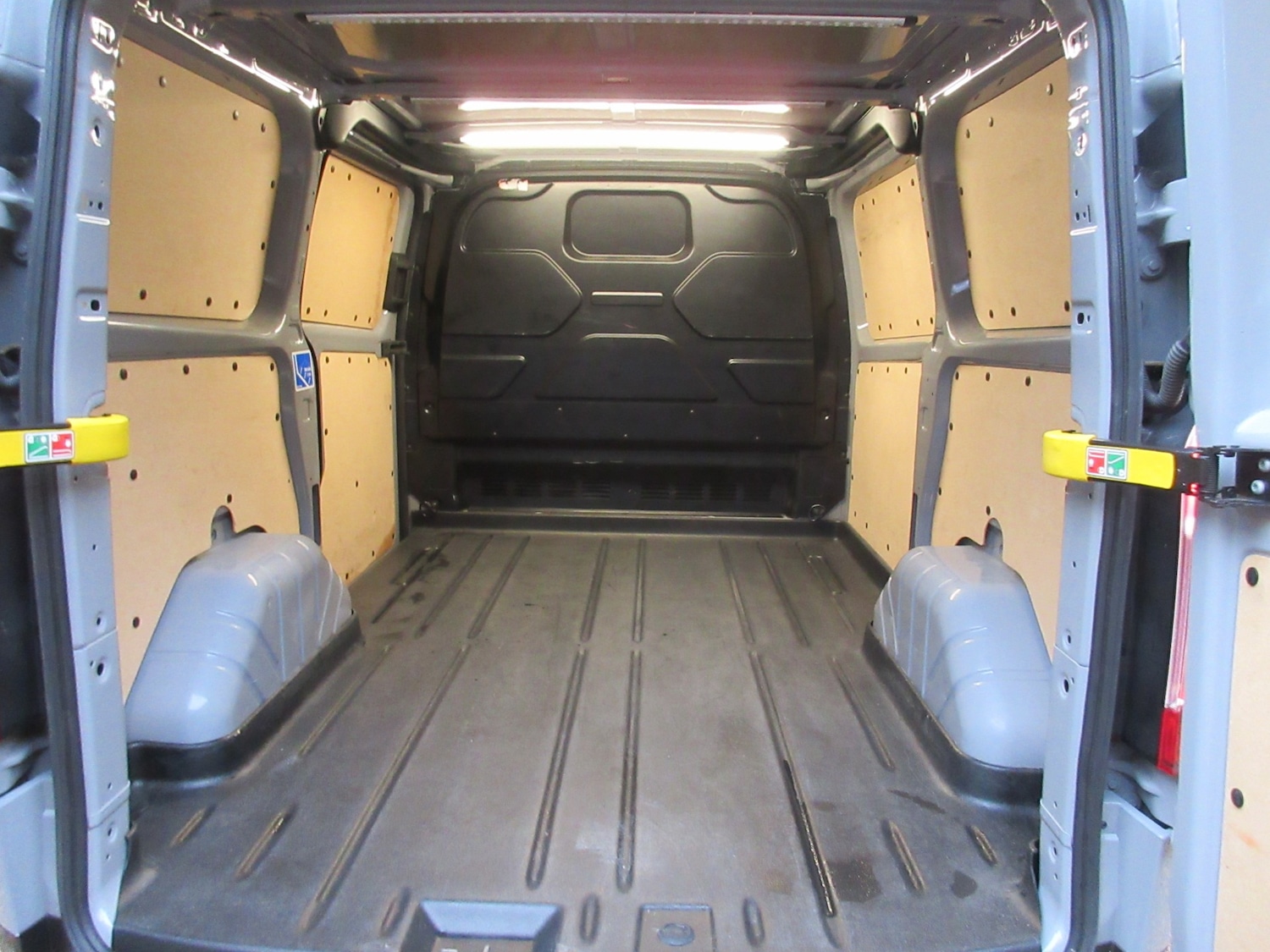 Used Ford Transit Custom 2023 for sale - 76969235: Photo 12