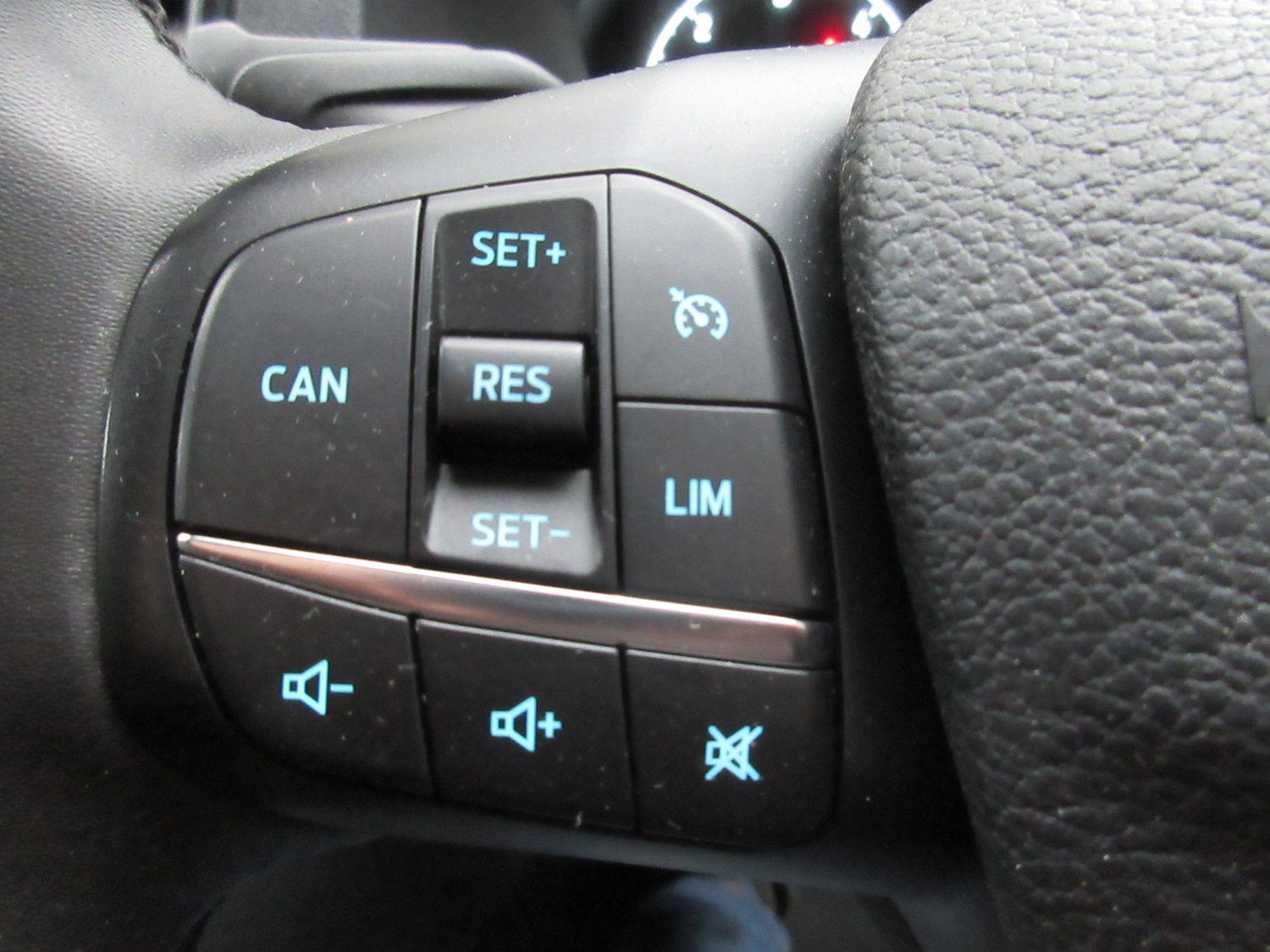 Used Ford Transit Custom 2023 for sale - 76969235: Photo 25