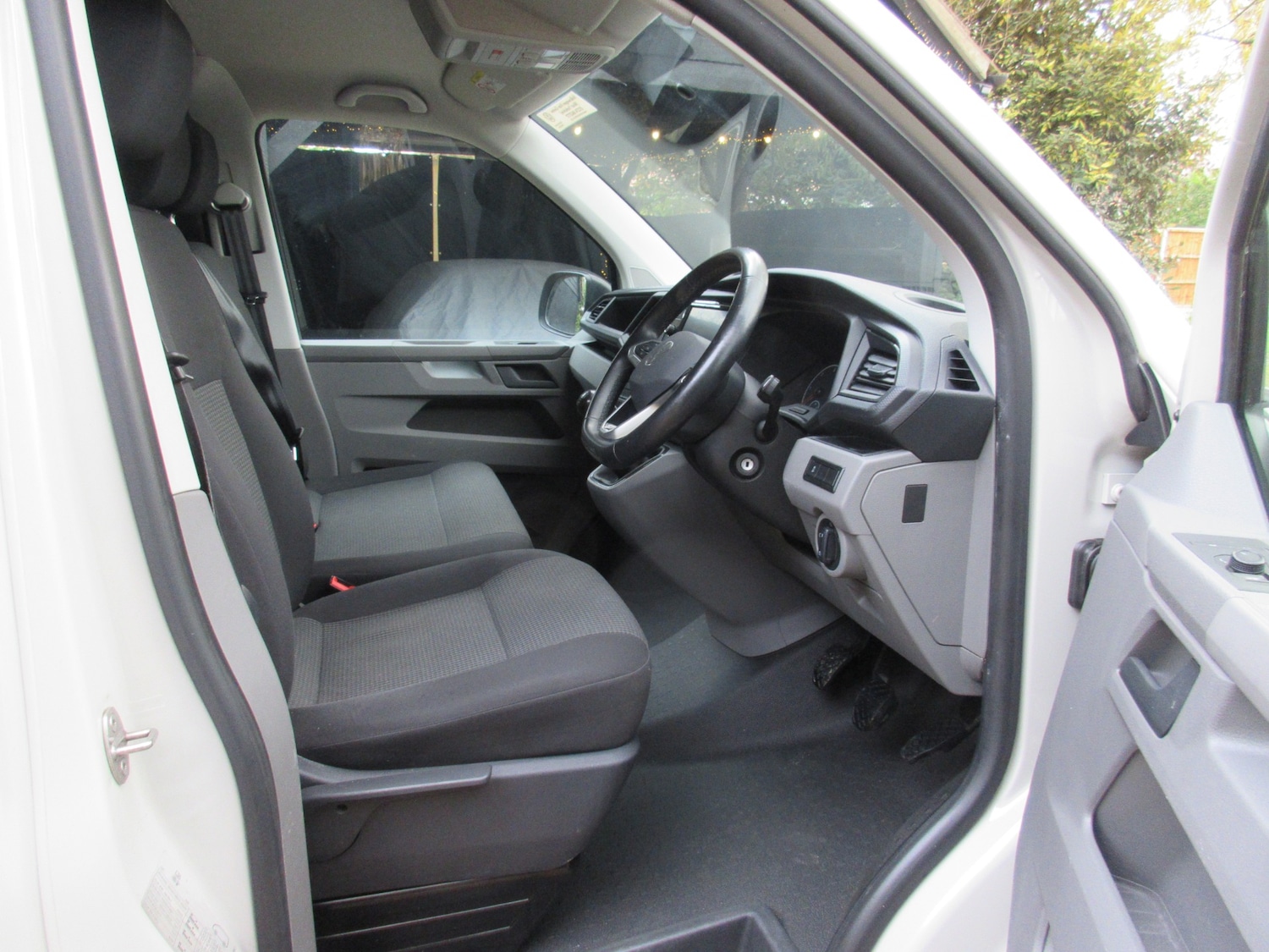 Used Volkswagen Transporter 2022 for sale - 76892633: Photo 14