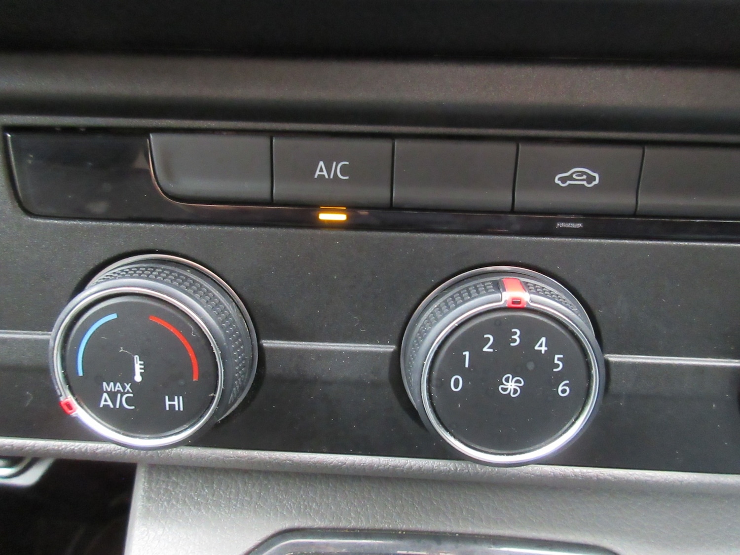 Used Volkswagen Transporter 2022 for sale - 76892633: Photo 16