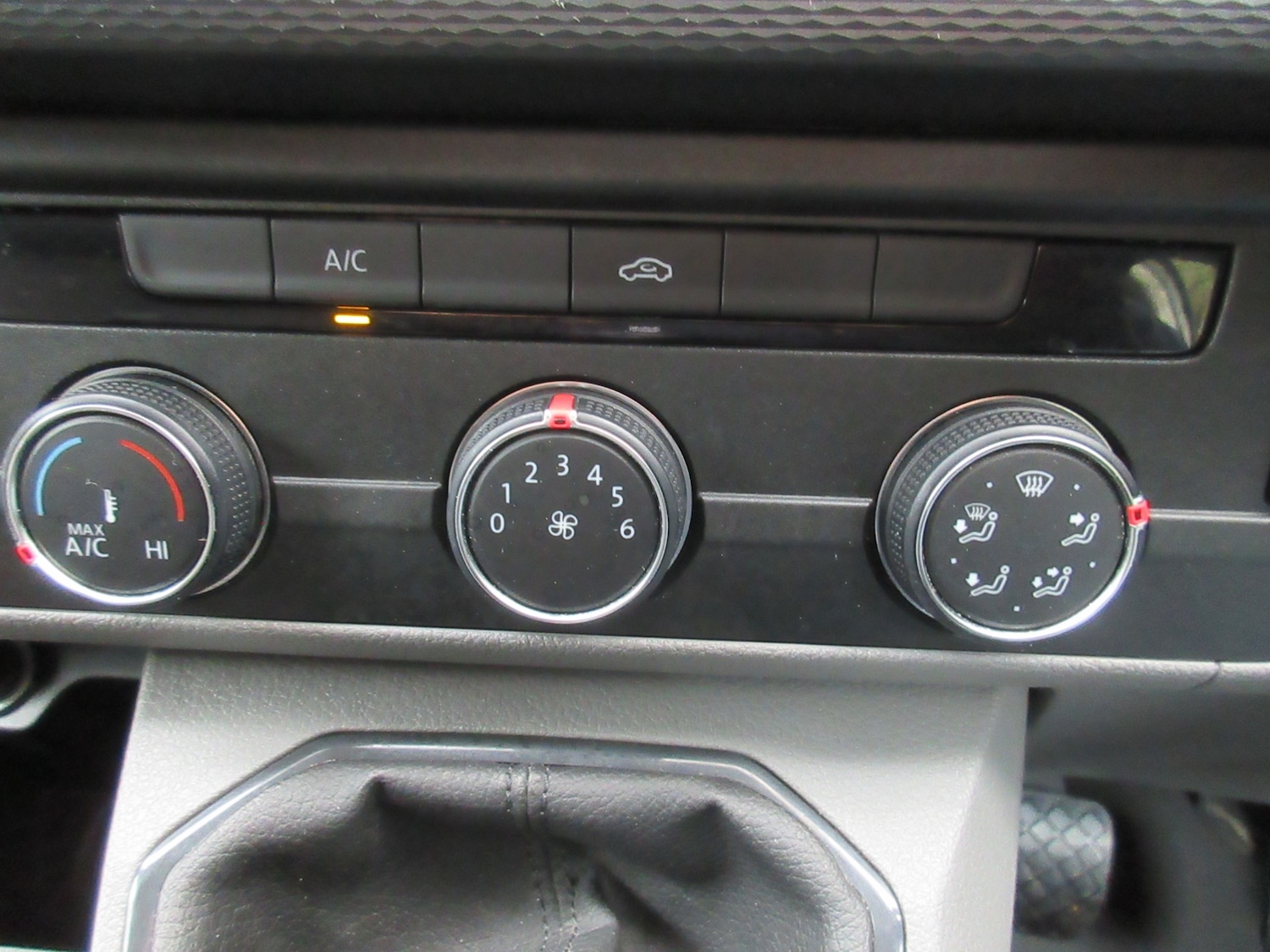 Used Volkswagen Transporter 2022 for sale - 76892633: Photo 17