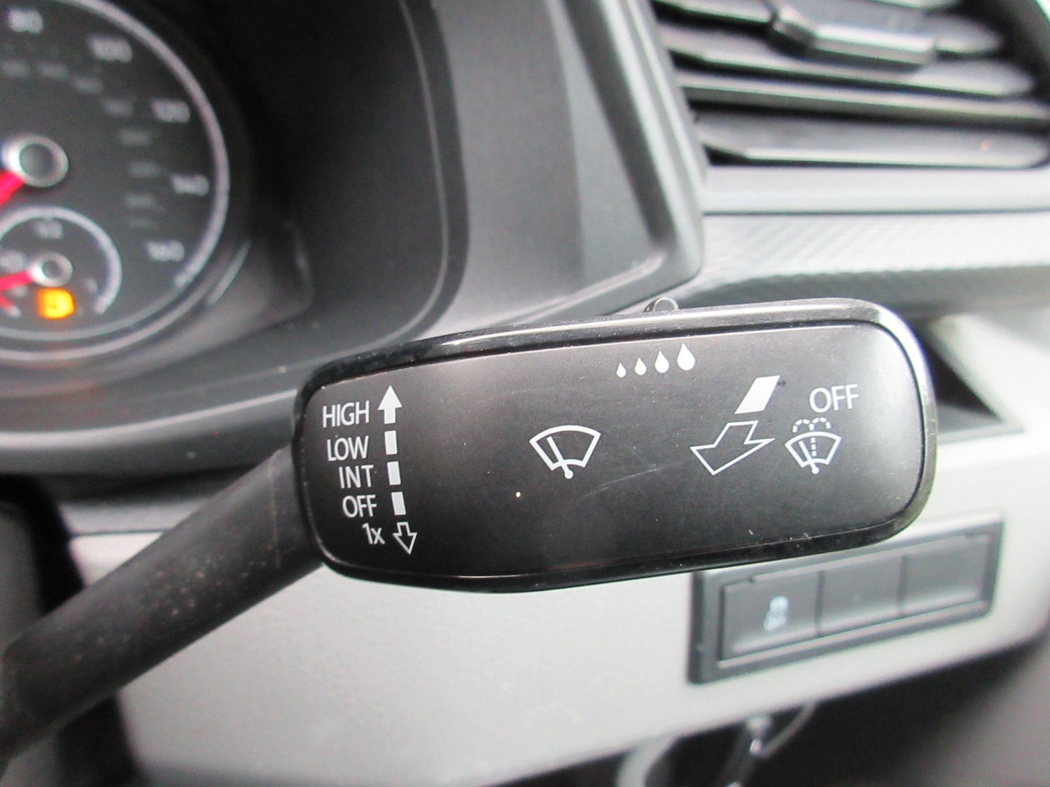 Used Volkswagen Transporter 2022 for sale - 76892633: Photo 25