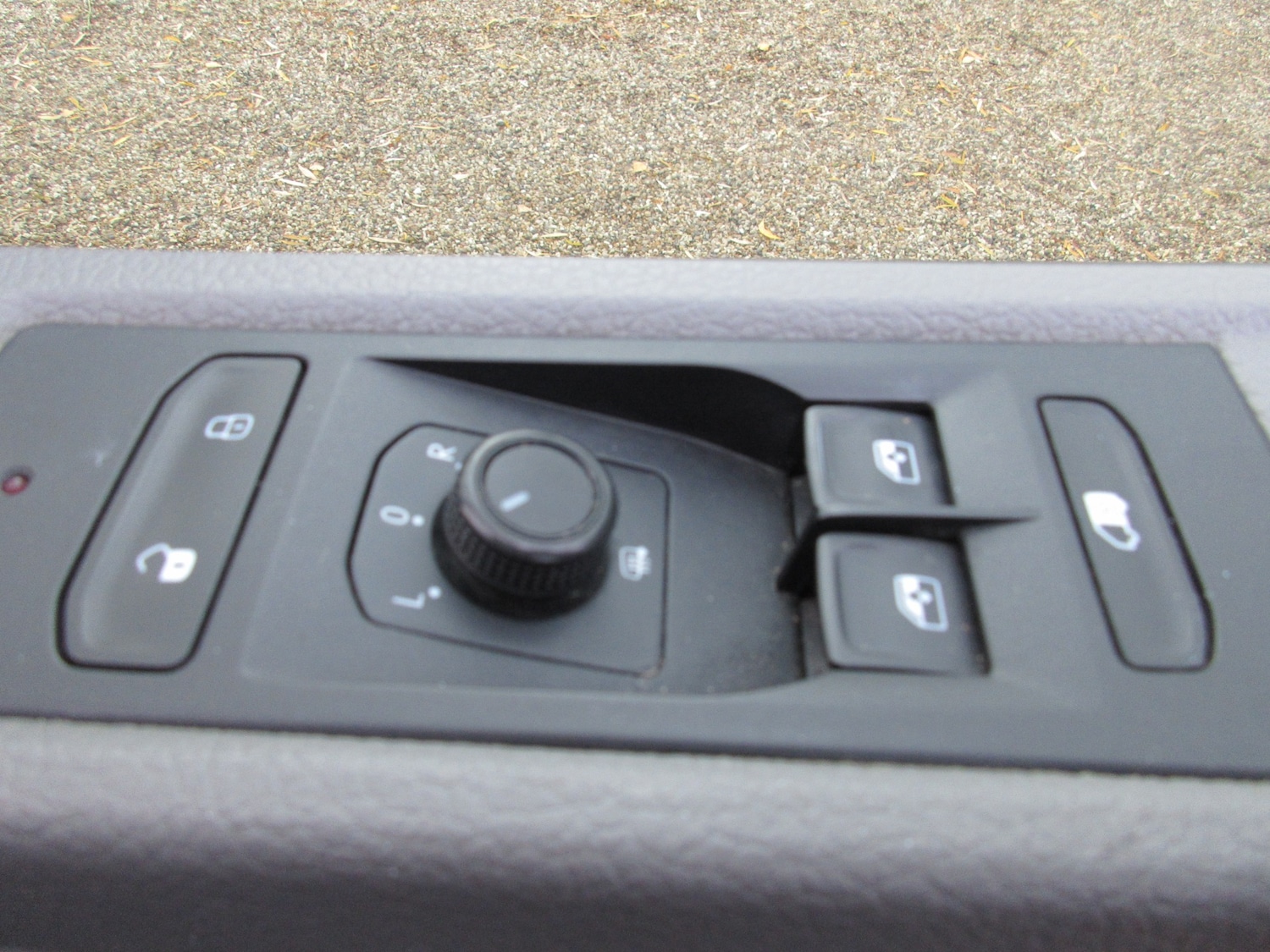 Used Volkswagen Transporter 2022 for sale - 76892633: Photo 28