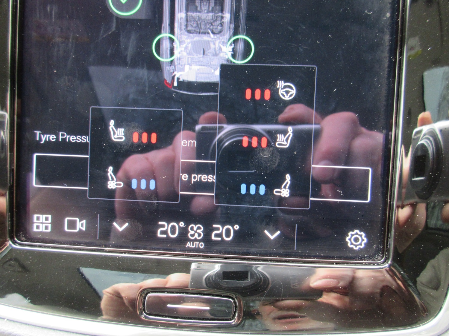 Used Volvo XC90 2023 for sale - 77829310: Photo 41