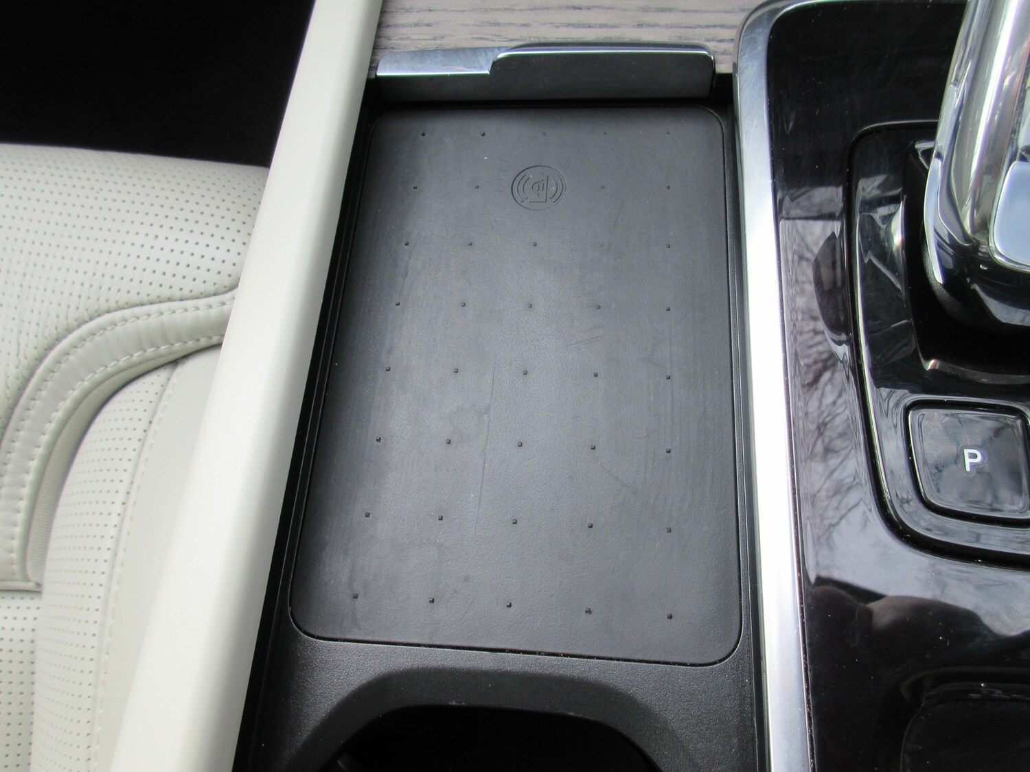 Used Volvo XC90 2023 for sale - 77829310: Photo 64