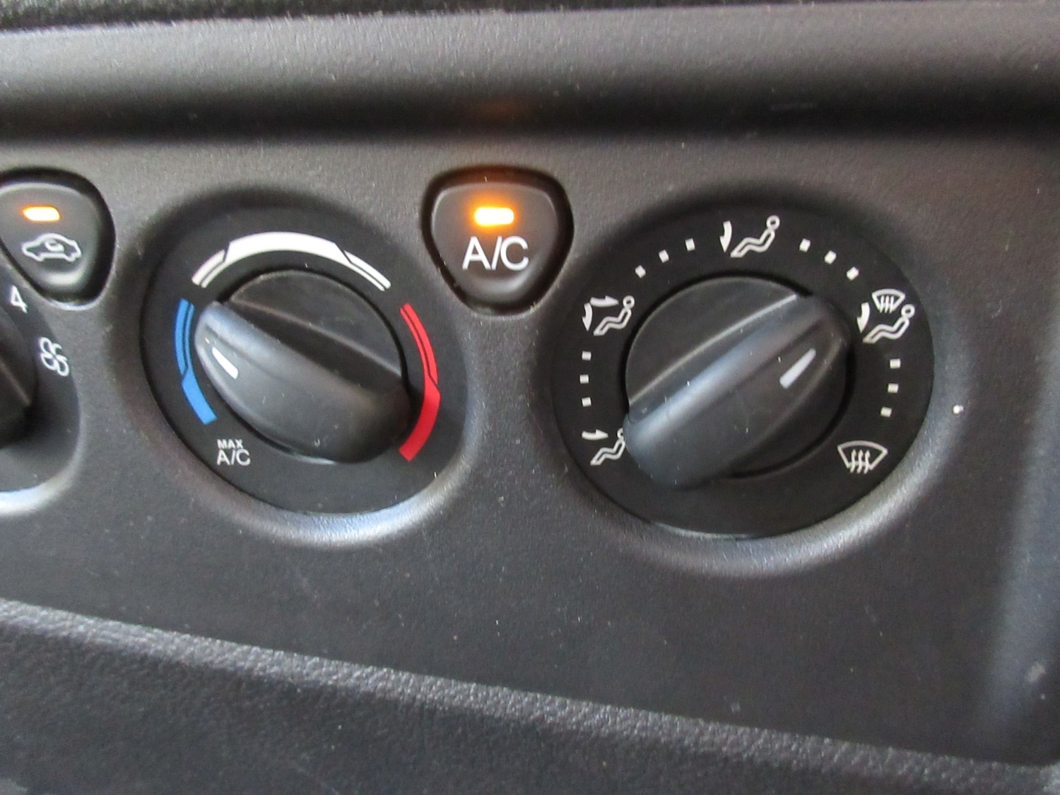 Used Ford Transit 2015 for sale - 78038487: Photo 16