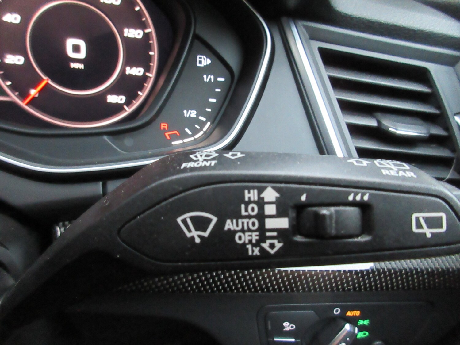 Used Audi SQ5 2018 for sale - 76263437: Photo 41