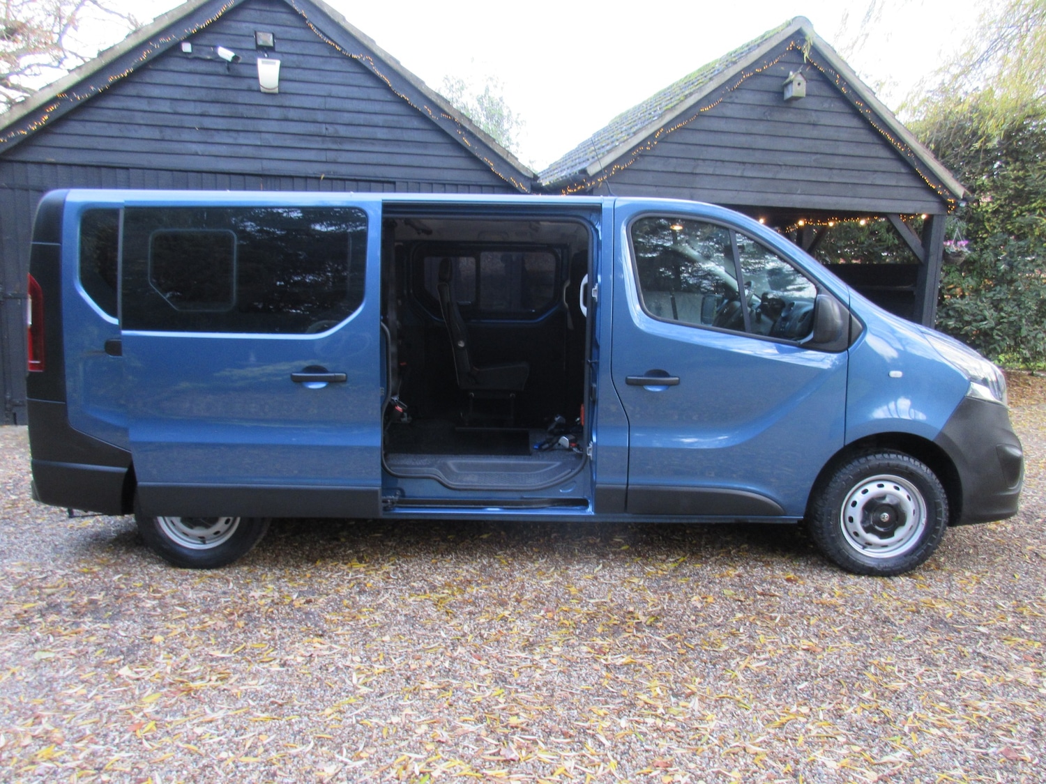 Used Vauxhall Vivaro 2017 for sale - 76859150: Photo 3