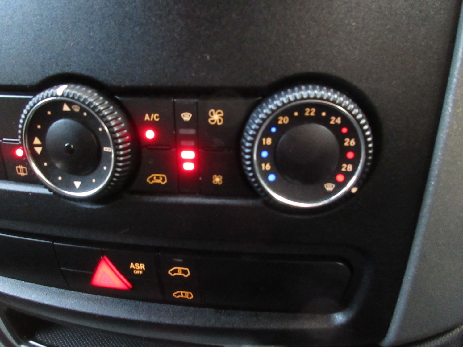 Used Mercedes-Benz Sprinter 2014 for sale - 76808000: Photo 24